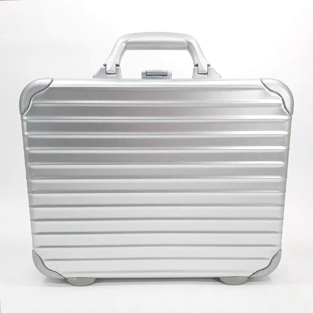 リモワ RIMOWA トパーズ アタッシュケース 909 08|Yahoo!フリマ リモワ RIMOWA トパーズ アタッシュケース 909 08|Yahoo!フリマ