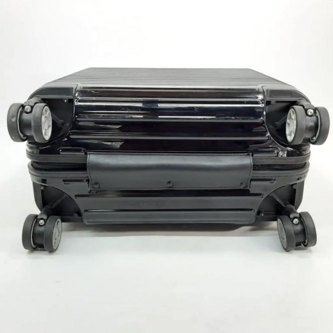 リモワ サルサデラックス 27L 4輪 ビジネスマルチホイール リモワ サルサデラックス 27L 4輪 ビジネスマルチホイール