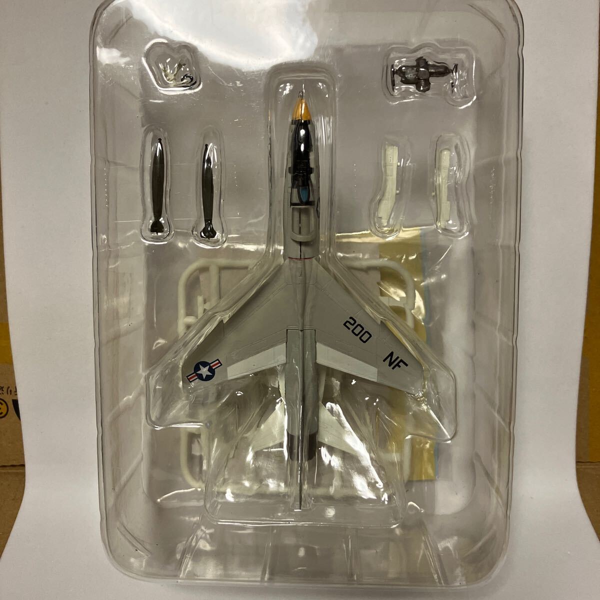 1/144 F-8E クルセイダー VF-53 '66 アイアンエンジェルス Iron Angels カフェレオ MAS 限定版