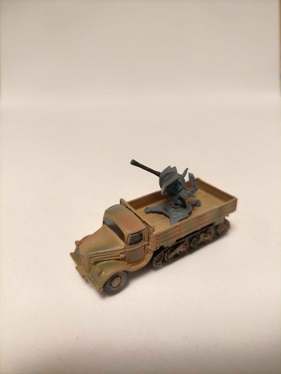 1/144 完成品 sdkfz.3 オペル・マウリティア ハーフトラック 3.7cm FlaK搭載 3色迷彩 ドイツ軍 Opel