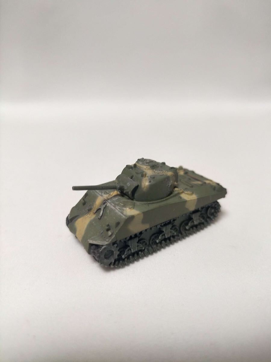 1/144 M4A3 シャーマン 2色迷彩 ワールドタンクミュージアム8弾