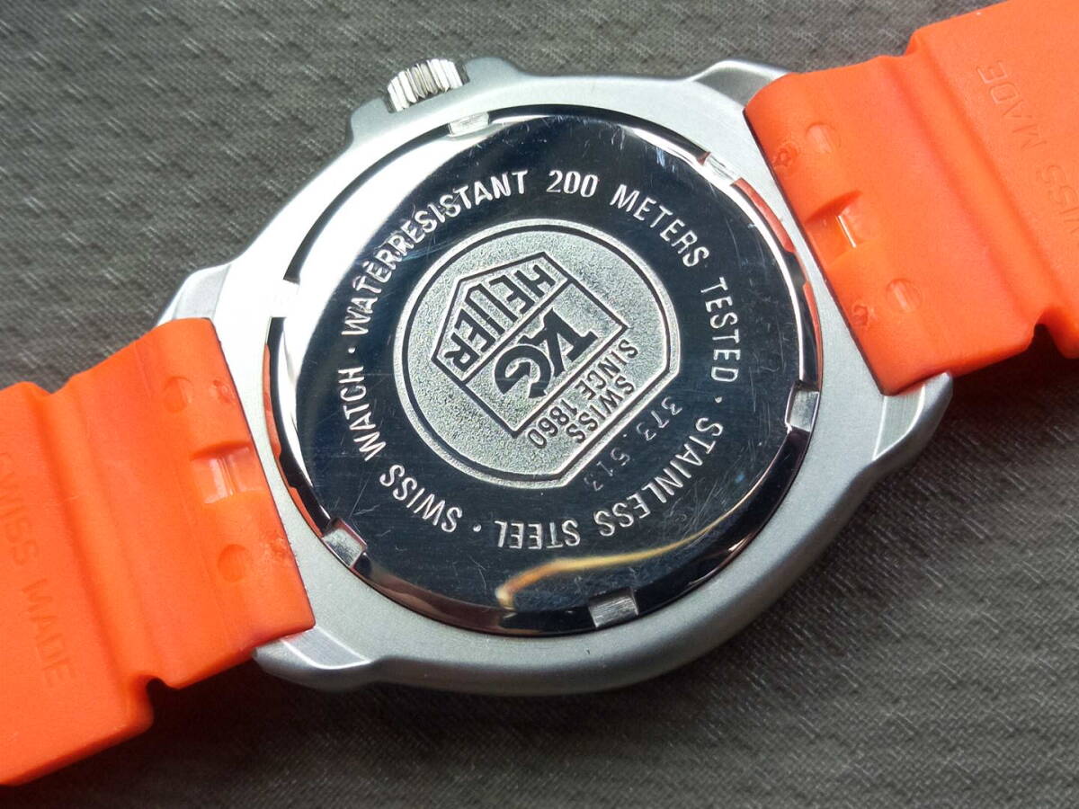 美品【TAG Heuer】タグホイヤー フォーミュラ1 メンズ オレンジ 美品【TAG Heuer】タグホイヤー フォーミュラ1 メンズ オレンジ