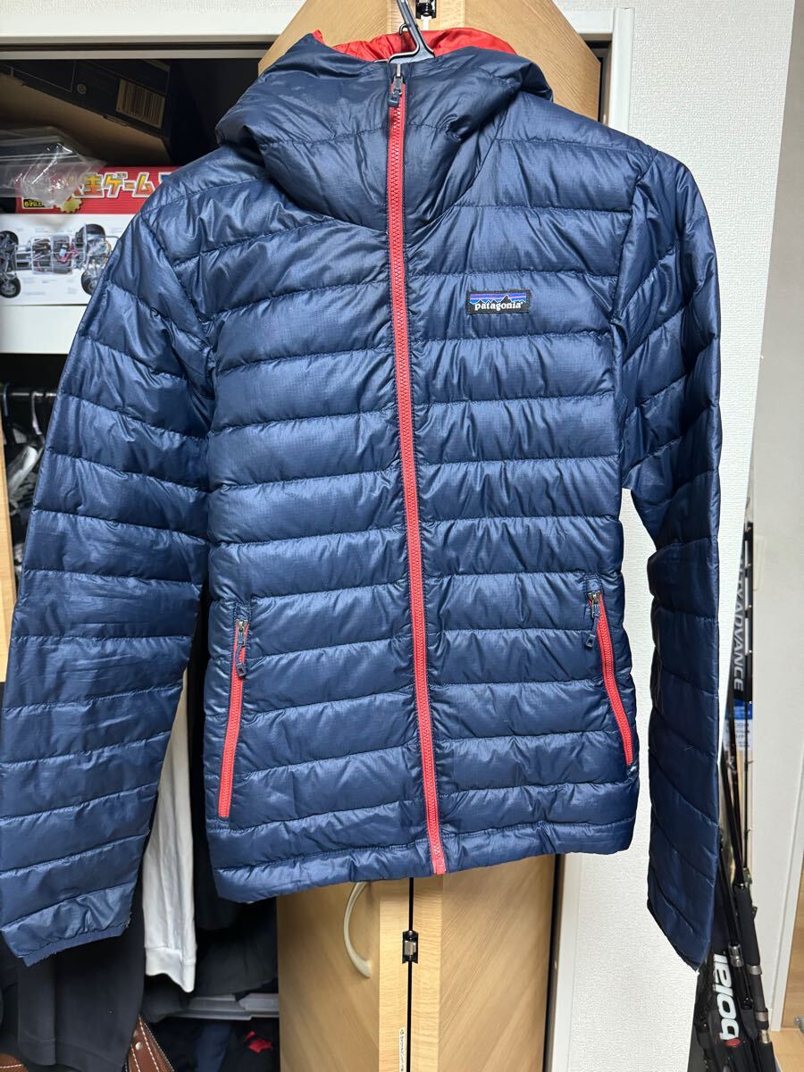 パタゴニア ハイロフト ダウンフーディ XS ネイビー 美品 パタゴニア ハイロフト ダウンフーディ XS ネイビー 美品