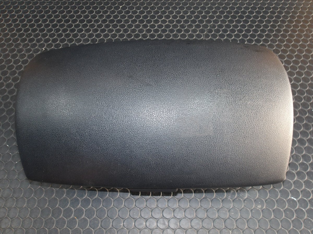 【新品】K13 マーチ グローブボックス68560-1HJ1A Yahoo!オークション -「マーチ k13 グローブボックス」(内装品