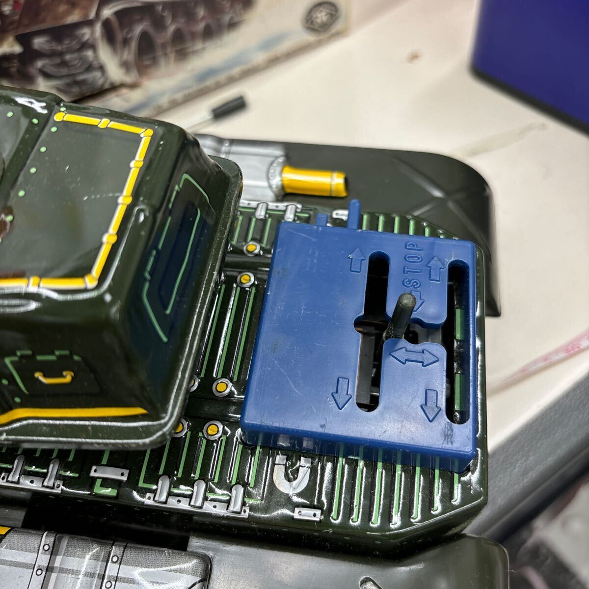 アンティーク】増田屋 ARMY TANK M-99 ブリキ戦車 :: Yahoo アンティーク】増田屋 ARMY TANK M-99 ブリキ戦車 :: Yahoo
