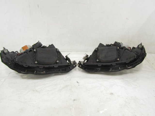 *[K52+F4] Subaru BP5 Legacy предыдущий период HID балласт есть передняя фара KOITO левый и правый в комплекте [100-20791]