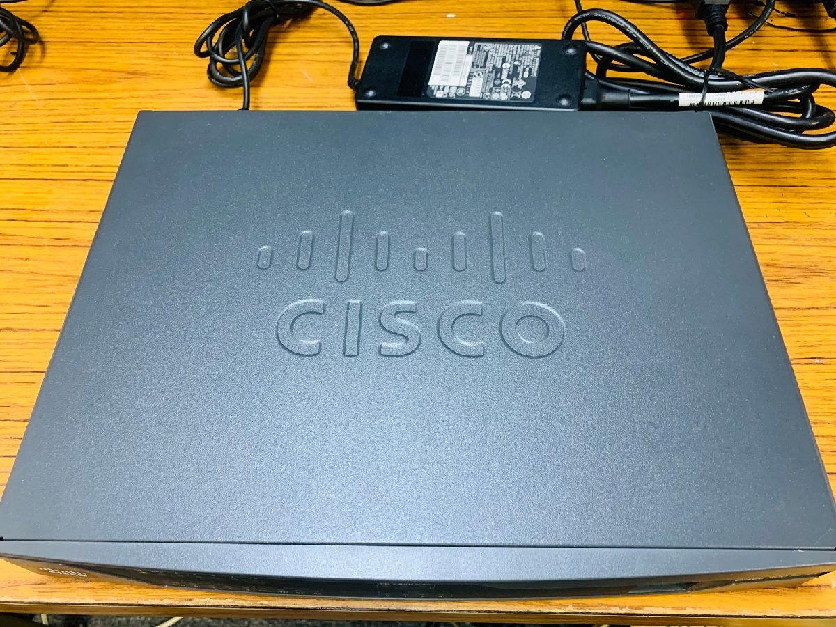 Bibian 比比昂- Cisco 890 シリーズサービス統合型ルータ Bibian 比比昂- Cisco 890 シリーズサービス統合型ルータ