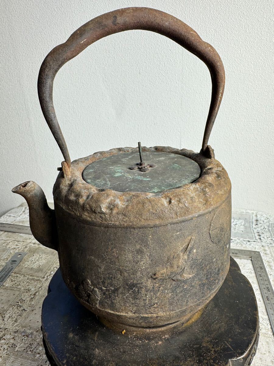 夕霧】蔵出し煎茶道具時代龍文堂黄銅蓋鉄瓶 2 工芸品 夕霧】蔵出し煎茶道具時代龍文堂黄銅蓋鉄瓶 2 工芸品