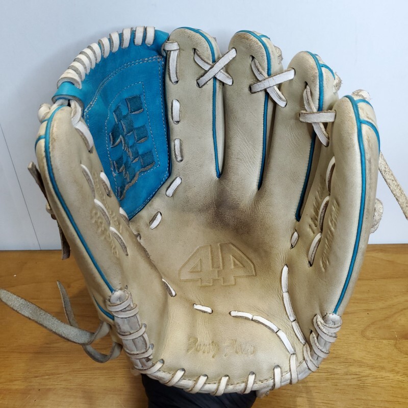 44 Pro フォーティーフォー オーダー MLB使用者多数 内野用 硬式 44 Pro フォーティーフォー オーダー MLB使用者多数 内野用 硬式