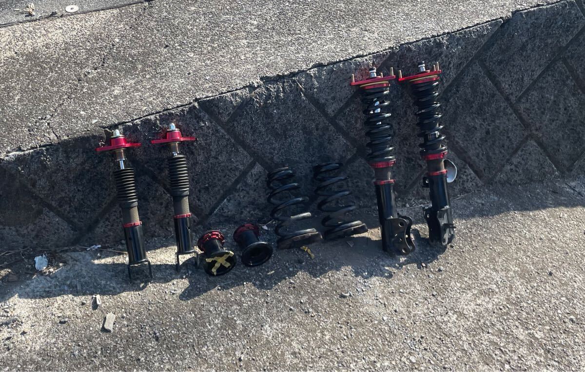 希少！破格！激安！　売り切り　低走行！　E52 エルグランド　フルタップ車高調　フルセット BLITZ サスペンション