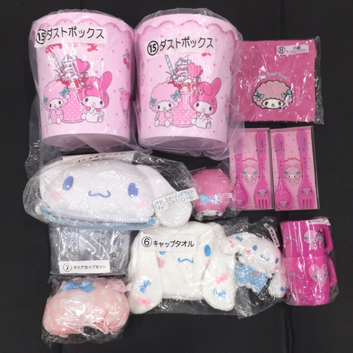 新品同様 サンリオ 当りくじ ポーチ キャップタオル 巾着 クリアカップセット 等 キャラクターグッズ 12点 まとめ