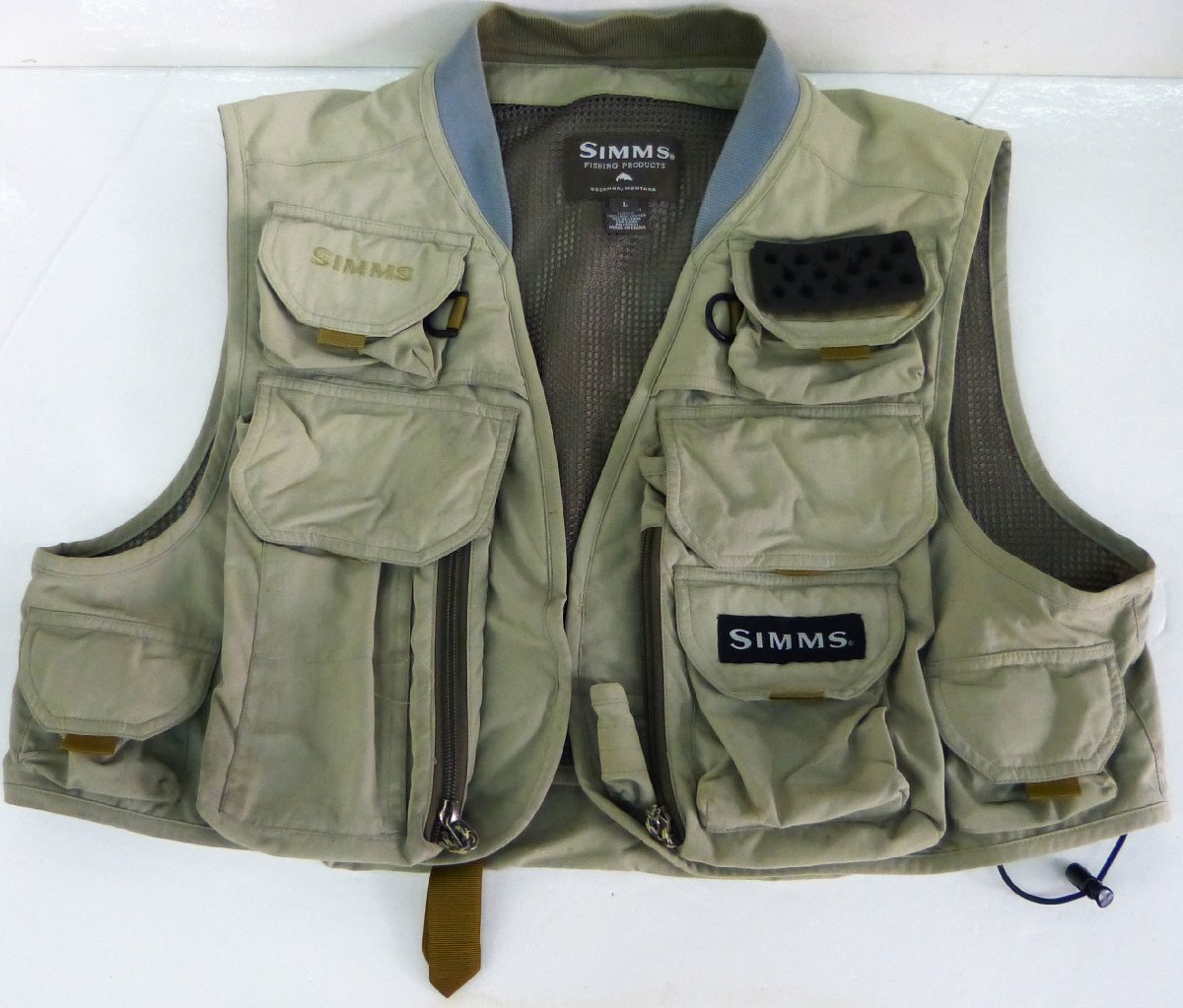 ☆SIMMS シムス フィッシングベスト 日本仕様 Lサイズ USED品☆ ☆SIMMS シムス フィッシングベスト 日本仕様 Lサイズ USED品☆
