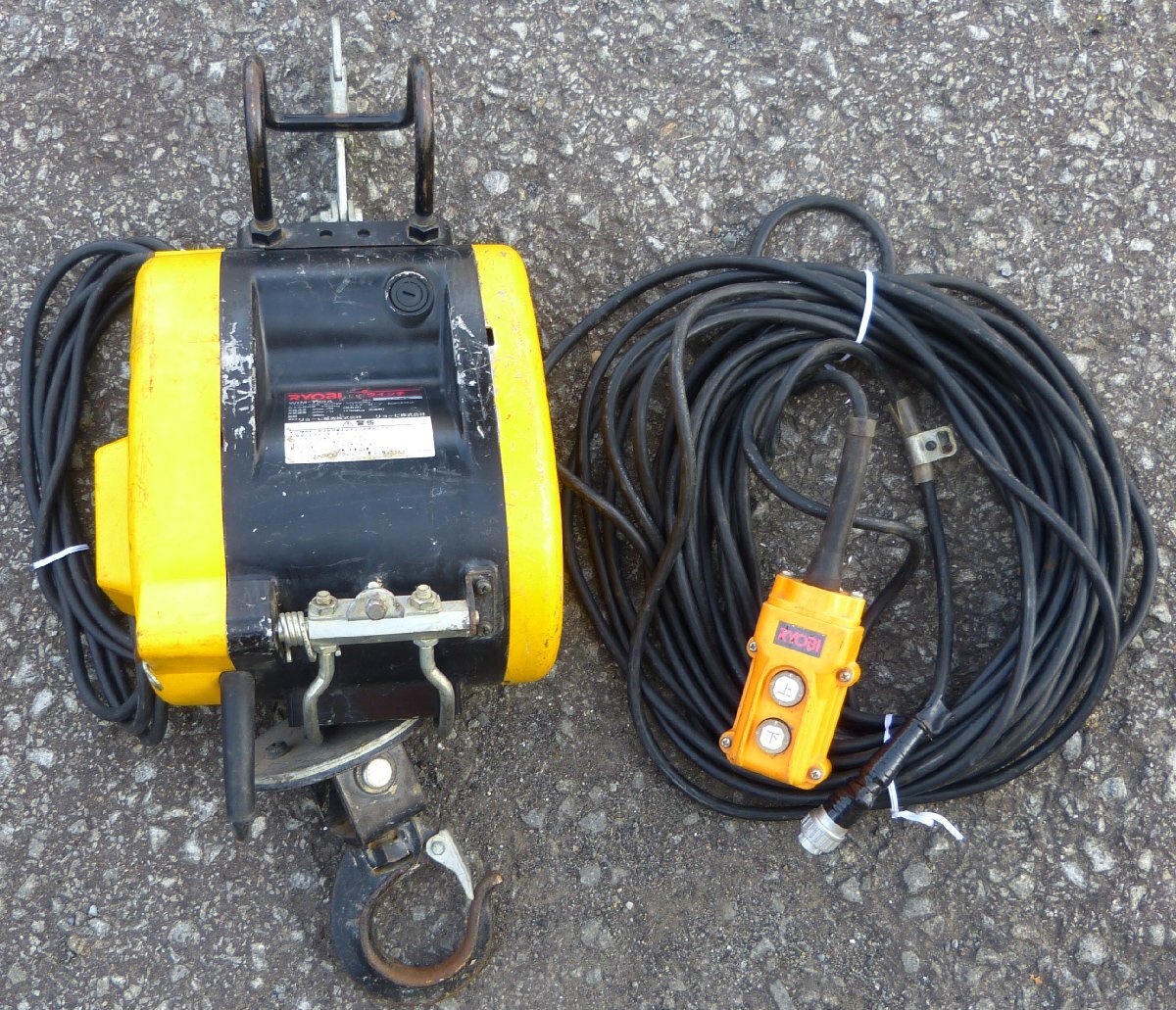 ☆RYOBI リョービ 電動ウインチ【WIM-125A】リモコン付 USED品☆