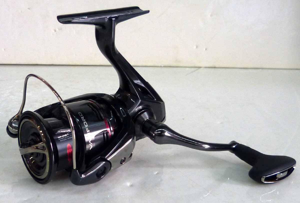 ☆美品!SHIMANO シマノ スピニングリール VANFORD C3000HG【24 ヴァンフォード C3000HG】☆