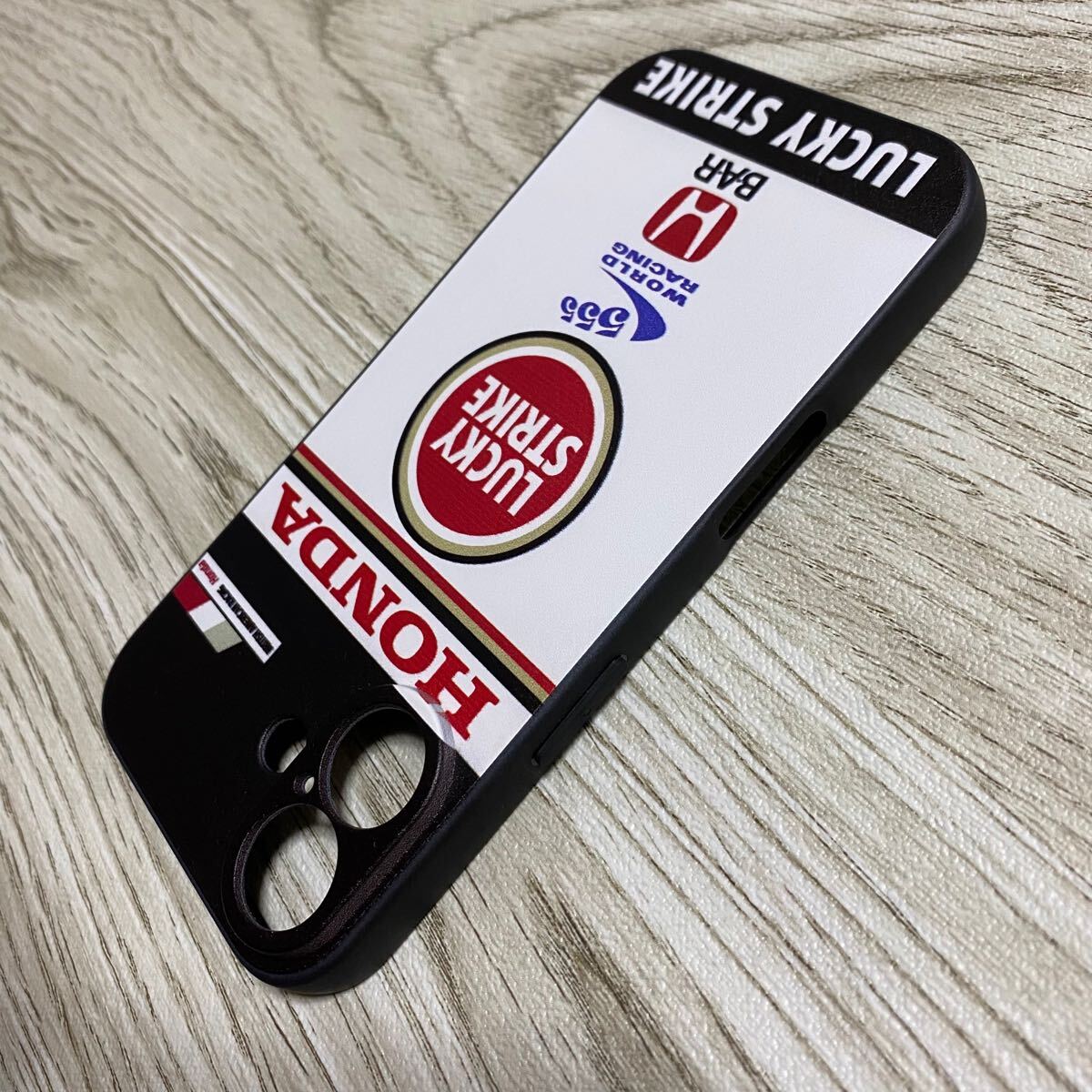 ラッキー ストライク B・A・R ホンダ iPhone 14 ケース F1 BAR ラッキー ストライク B・A・R ホンダ iPhone 14 ケース F1 BAR