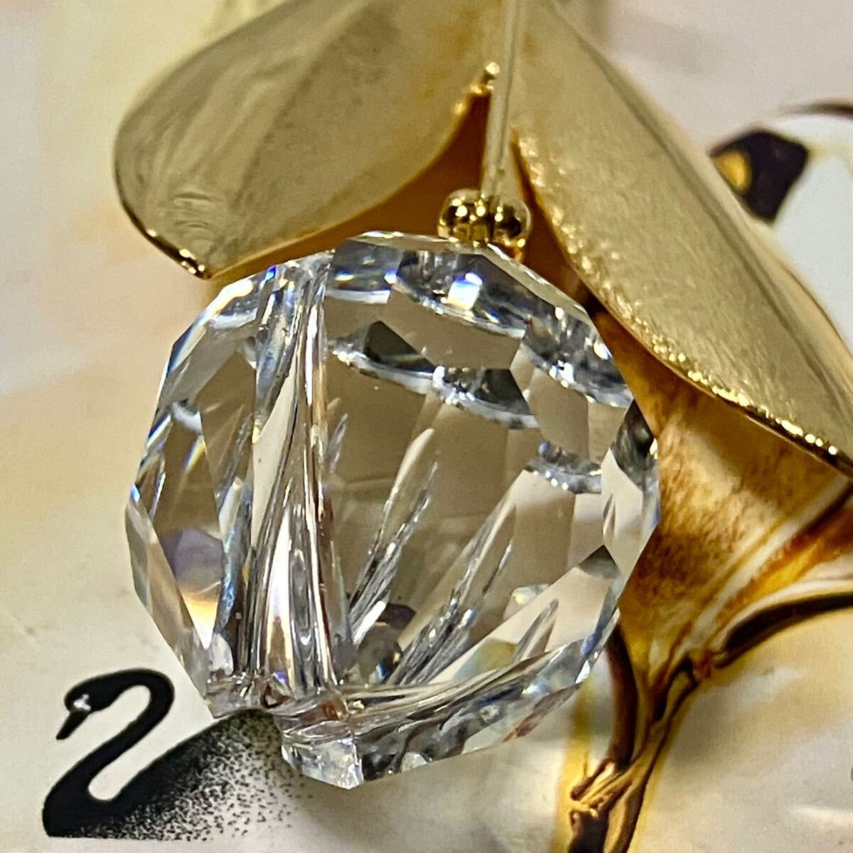 m】美品 SWAROVSKI スワロフスキー チューリップ ブローチ m】美品 SWAROVSKI スワロフスキー チューリップ ブローチ