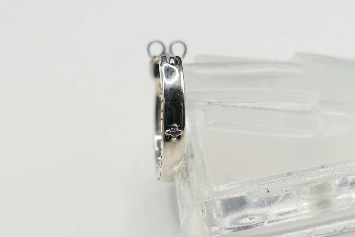 新品　未使用　ライオンハート　合成ダイヤ　ロゴ　フープ　ピアス　クロッシング
