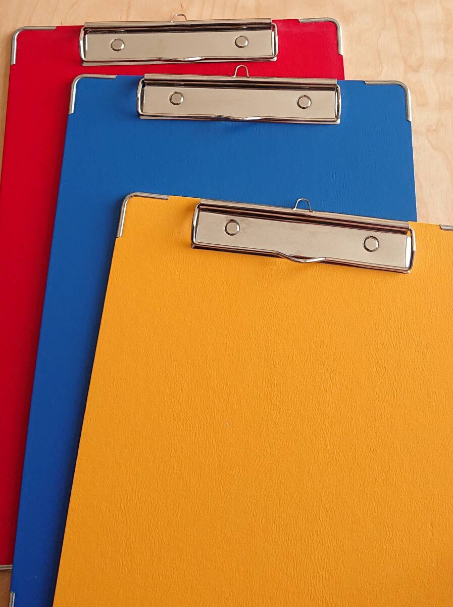 未使用★セキセイ　カラー用箋挟　Ａ４ タテ×3 ヨコ×3 赤 青 黄色 文房具 学校 書類整理 バインダー _画像6