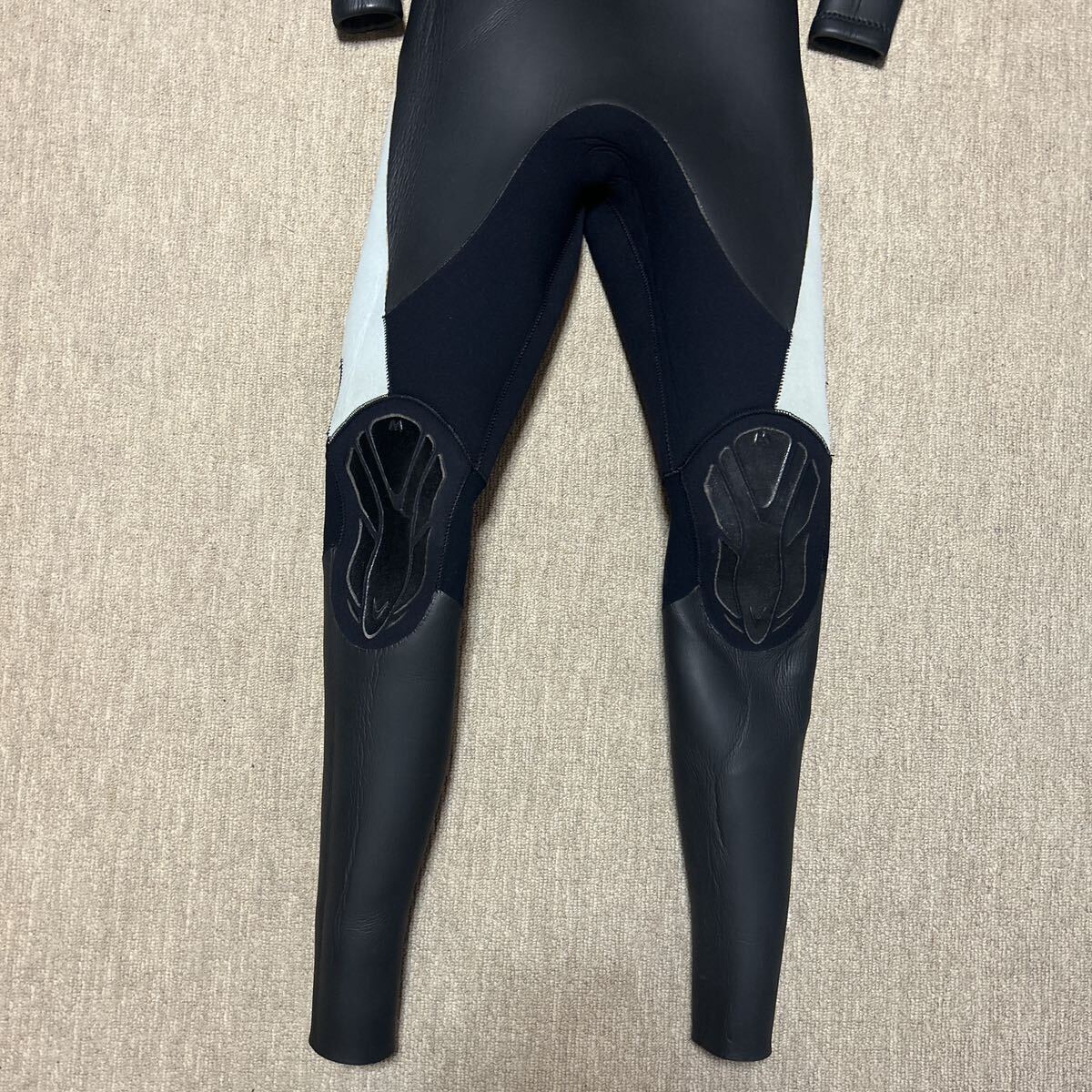 ☆美品☆MAXIM マキシムウェットスーツ☆5×3mmフルスーツ☆裏 ☆美品☆MAXIM マキシムウェットスーツ☆5×3mmフルスーツ☆裏