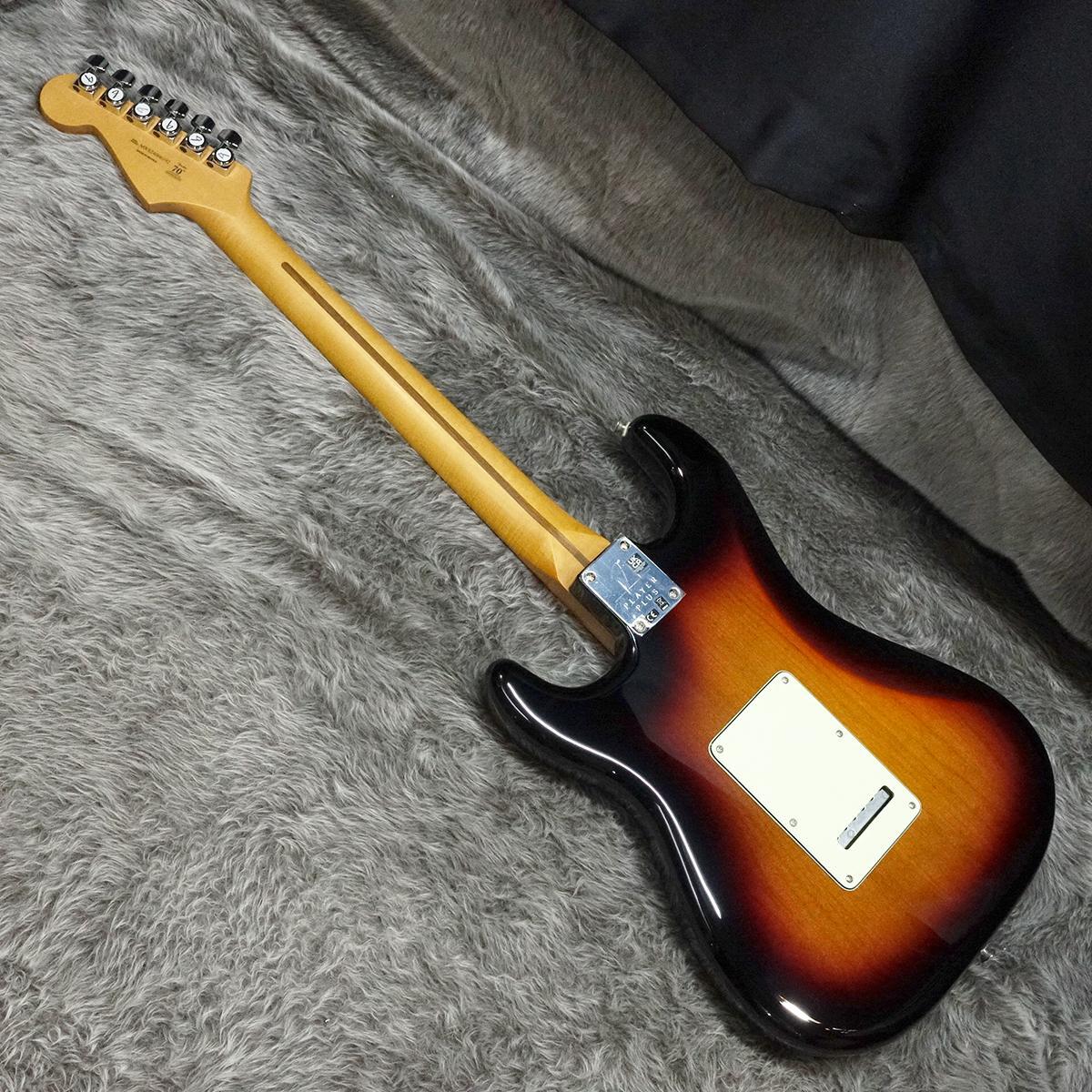 Fender Player Plus Stratocaster HSS MN 3-Color Sunburst