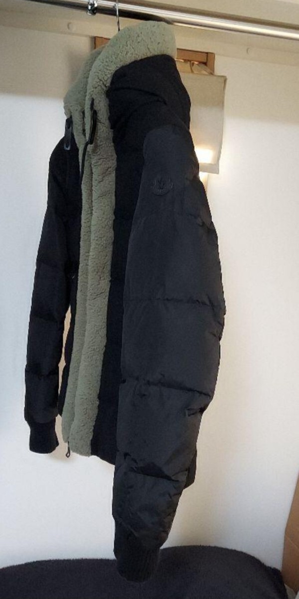 国内正規品 希少 日本限定色 MONCLER MONTMEDY モンクレール 国内正規品 希少 日本限定色 MONCLER MONTMEDY モンクレール