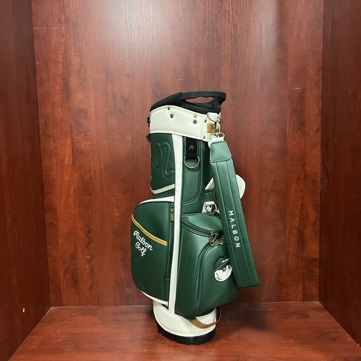 在庫処分セール品☆malbon golf ○マルボンゴルフ キャディ 在庫処分セール品☆malbon golf ○マルボンゴルフ キャディ