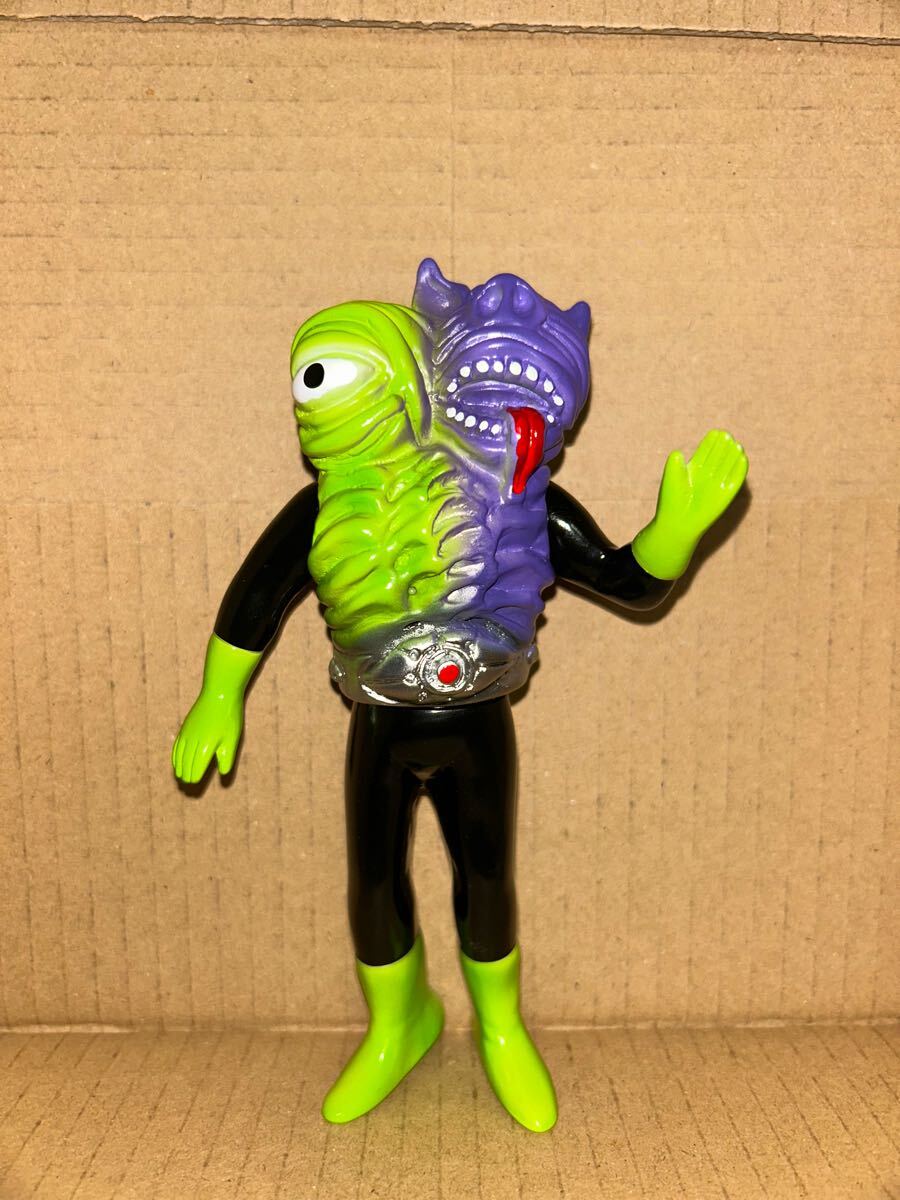unknown maker toys ソフビ メディコムトイ ゴジラ っぽく HxS unknown maker toys ソフビ メディコムトイ ゴジラ っぽく HxS