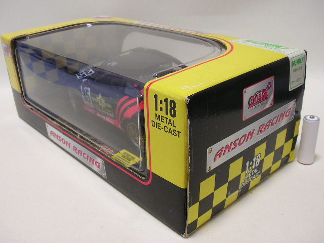 □ ANSON RACING 1/18 PORSCHE 911 GT2 TAISAN (アンソンレーシング)