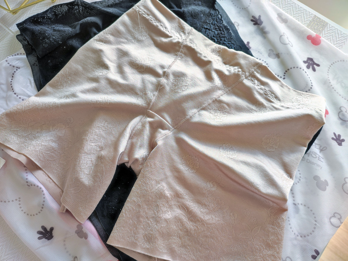 ◇◇◇◇　セール　◇◇◇◇補①　ジャコンヌのガードル　表示Mサイズ　他シースルーガードル