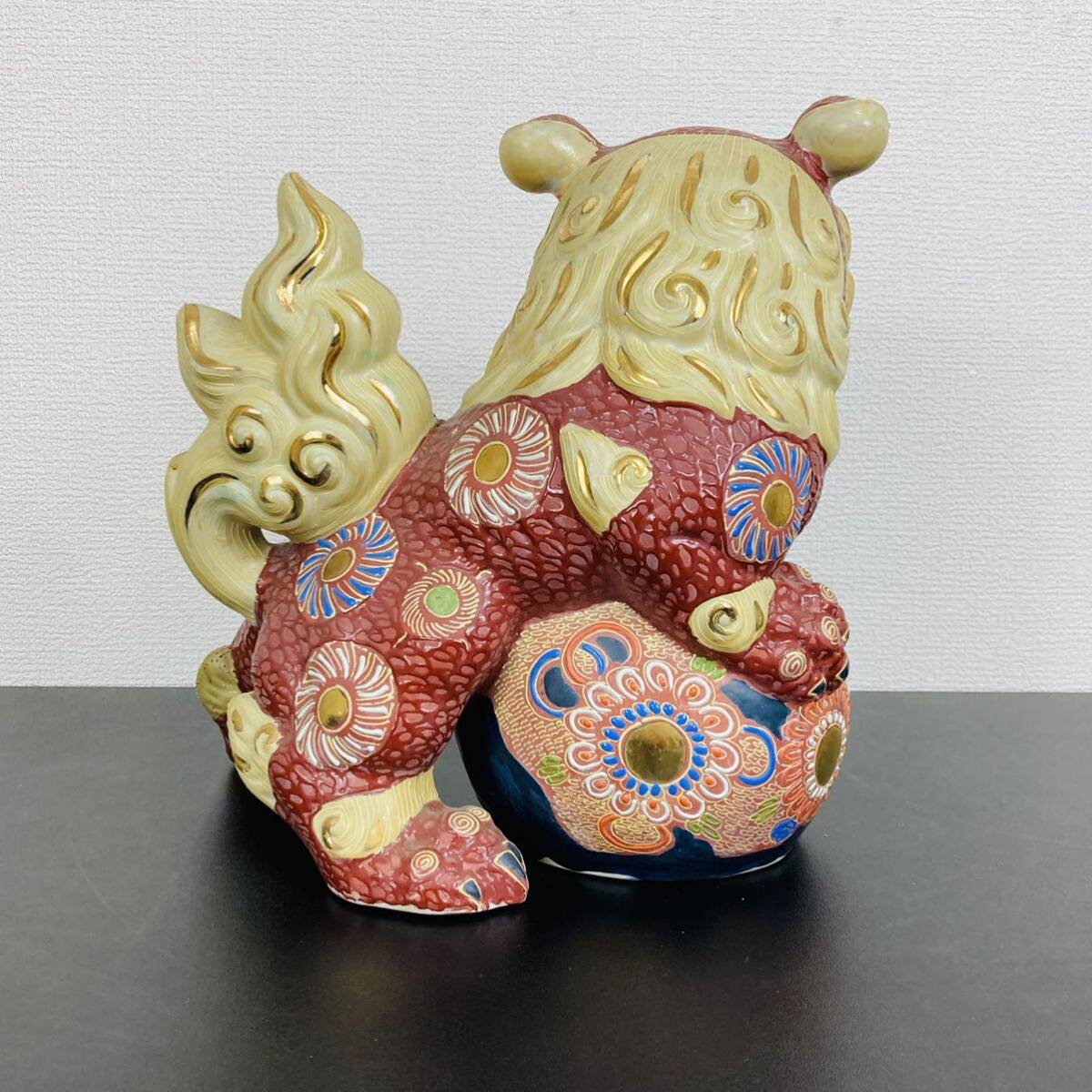 九谷焼 玉乗り獅子 赤獅子 縁起物 魔除け 金彩 色絵 陶器 置物 九谷焼 玉乗り獅子 赤獅子 縁起物 魔除け 金彩 色絵 陶器 置物