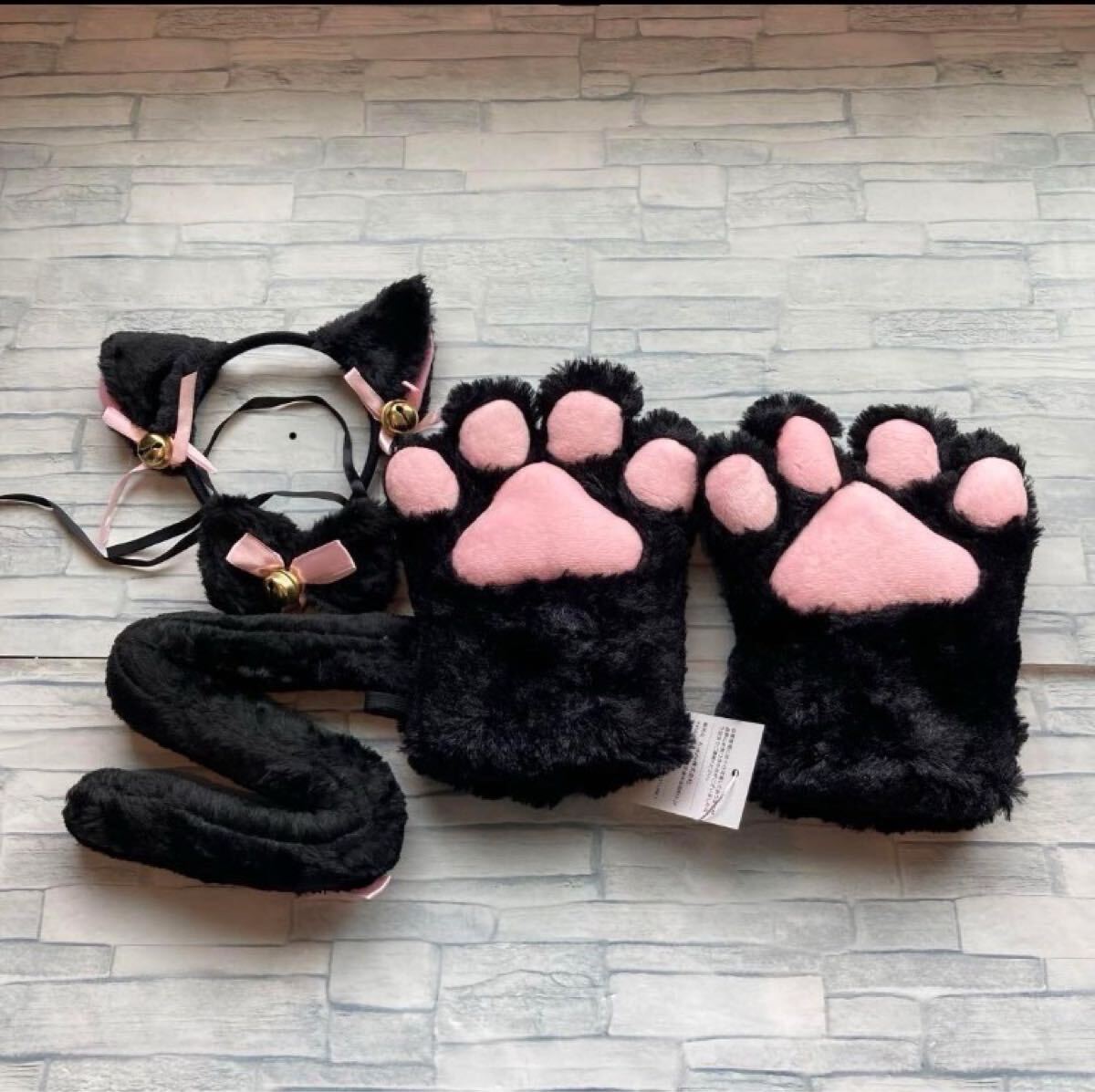 ハロウィンに　大人気！　猫耳カチューシャ コスチューム 4点セット コスプレ