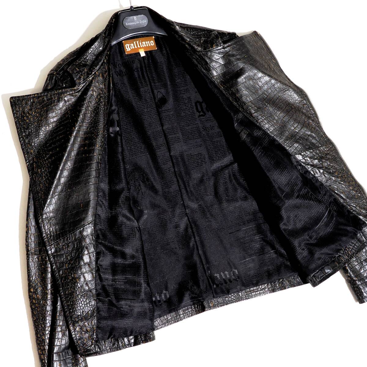 贅の極み MADE IN ITALY「john galliano/ジョンガリアーノ」圧巻 贅の極み MADE IN ITALY「john galliano/ジョンガリアーノ」圧巻