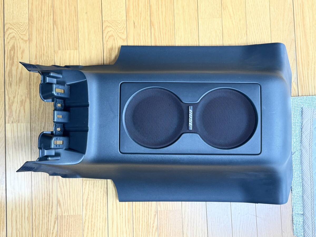 即決 日産 NISSAN R35 GTR 前期 GT-R 純正 79922 JF20A 79923 即決 日産 NISSAN R35 GTR 前期 GT-R 純正 79922 JF20A 79923