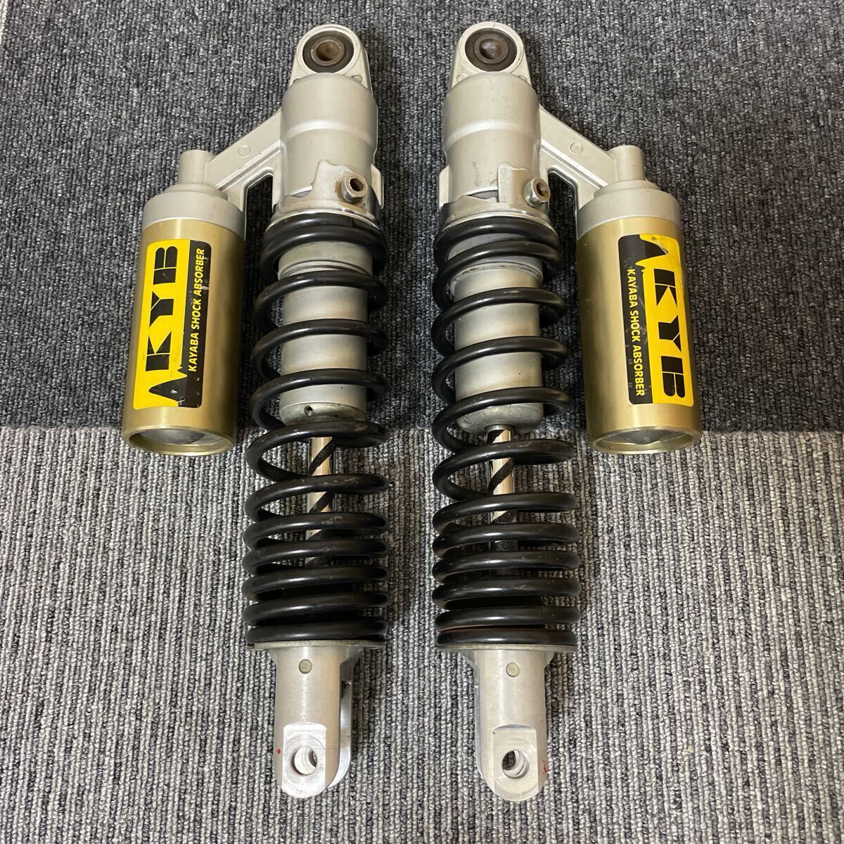 中古 CB250T CB400T CB250N CB400N ホーク2 ホーク3 カヤバ KAYABA KYB リア サスペンション リアサス リアショック