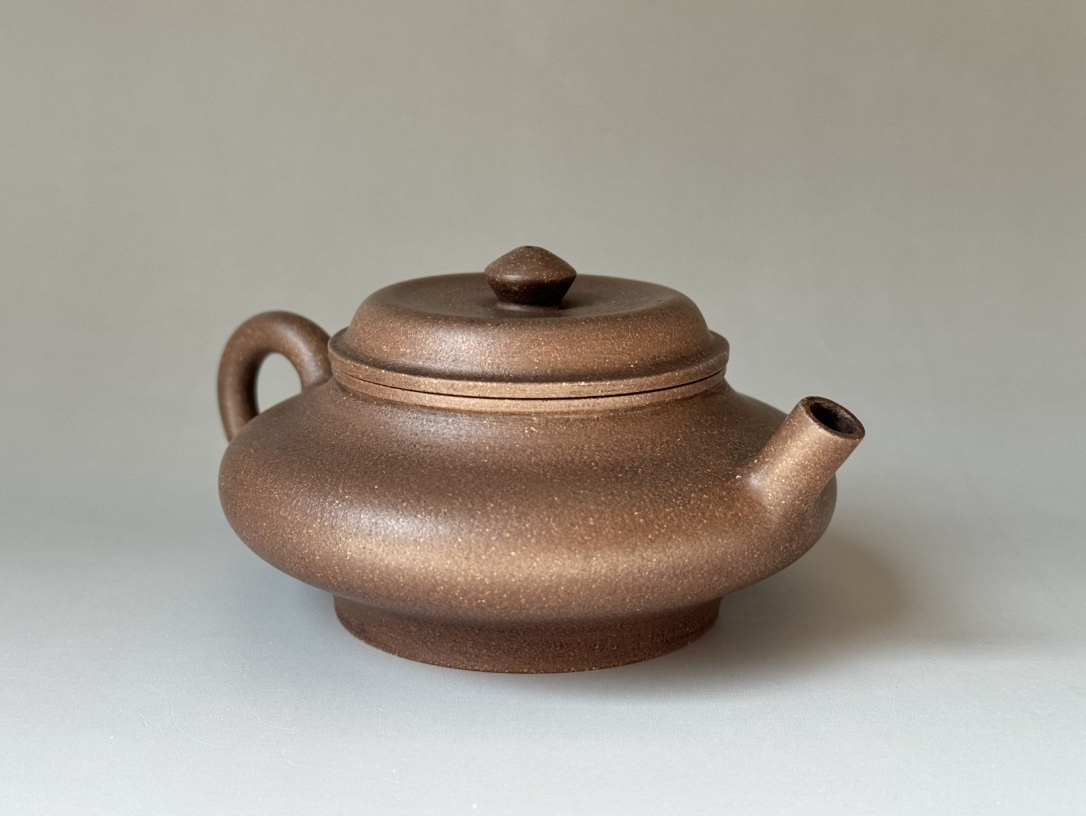 唐物　中国紫砂工芸美術「一代宗師」顧景舟 原礦黒金鋼急須やかん入手困難 唐物 中国紫砂工芸美術一代宗師顧景舟 急須やかん入手困難