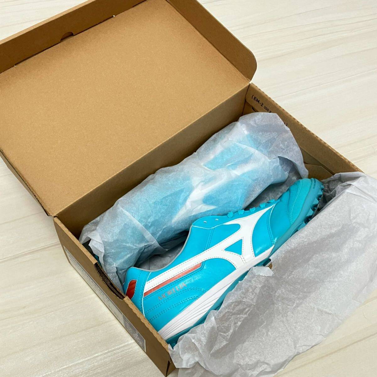 日本未発売 MIZUNO ミズノ モレリア サラ TF エリート 26 0cm 日本未発売 MIZUNO ミズノ モレリア サラ TF エリート 26 0cm