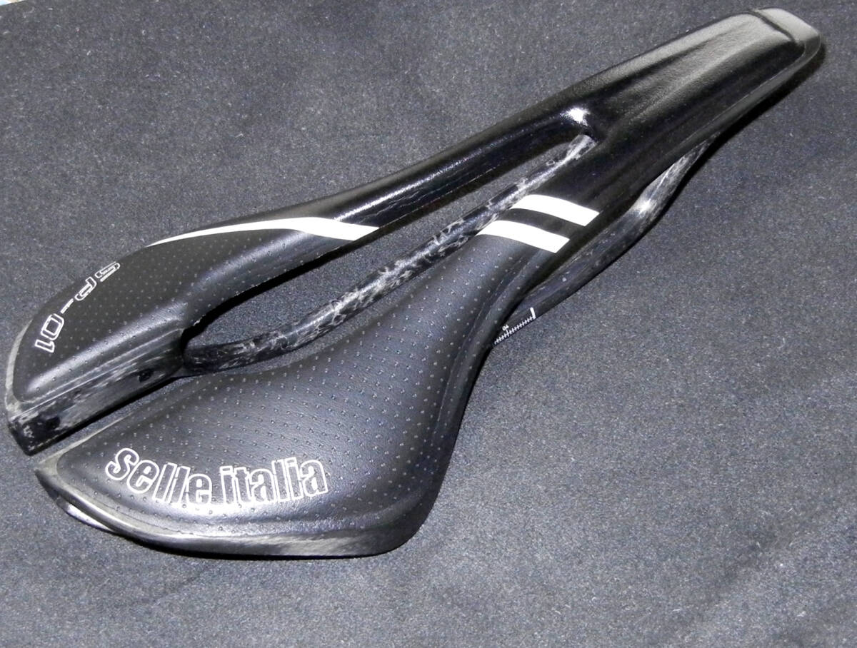 Selle Italia SP-01 TEKNO SUPER FLOW サドル CARBON カーボン Selle Italia SP-01 TEKNO SUPER FLOW サドル CARBON カーボン