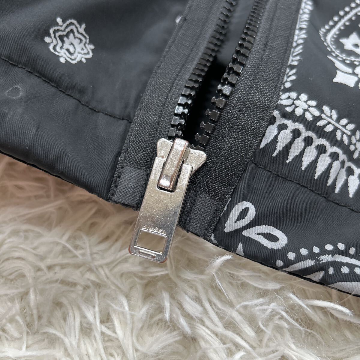 Yahoo!オークション - 【最高傑作】 極美品 DIESEL ディーゼル Yahoo!オークション - 【最高傑作】 極美品 DIESEL ディーゼル