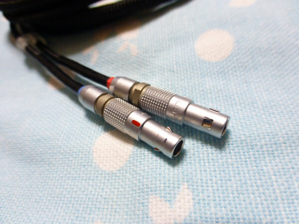 ULTRASONE Edition 15 Jubilee 25 6N純銀撚り線 + 銀メッキOFC ULTRASONE Edition 15 Jubilee 25 6N純銀撚り線 + 銀メッキOFC