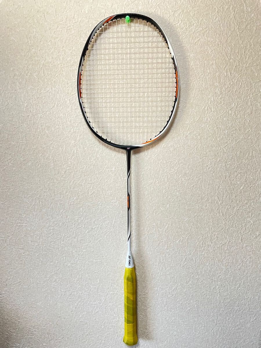 【美品】YONEX DUORA Z-STRIKE(3UG5)バドミントンラケット ヨネックス バドミントンラケット DUORA Z-STRIKE 3UG5デュオラ