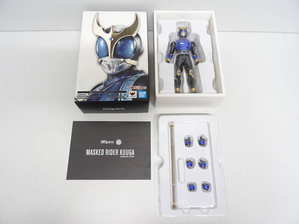 HO-555◆バンダイ S.H.Figuarts (真骨彫製法) 仮面ライダークウガ ドラゴンフォーム フィギュア 中古品