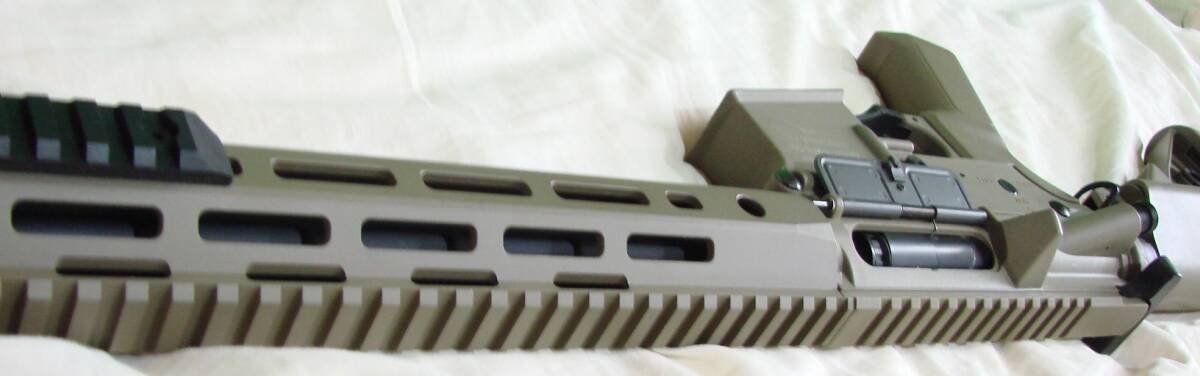 S&T M4 URX4 MLOK 11.5インチ チャレンジャーライン G3電動ガンDE(KAC)　美品ですが訳アリ