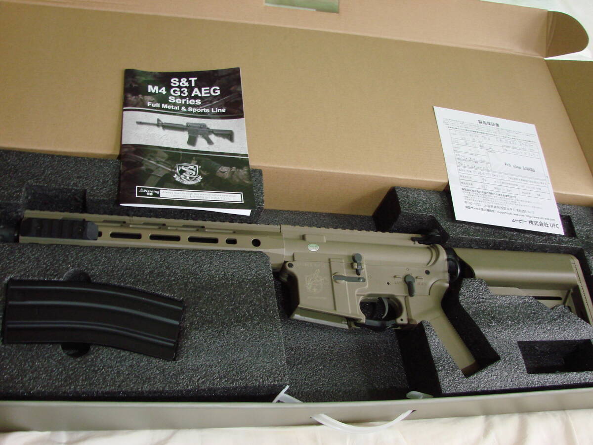 S&T M4 URX4 MLOK 11.5インチ チャレンジャーライン G3電動ガンDE(KAC)　美品ですが訳アリ