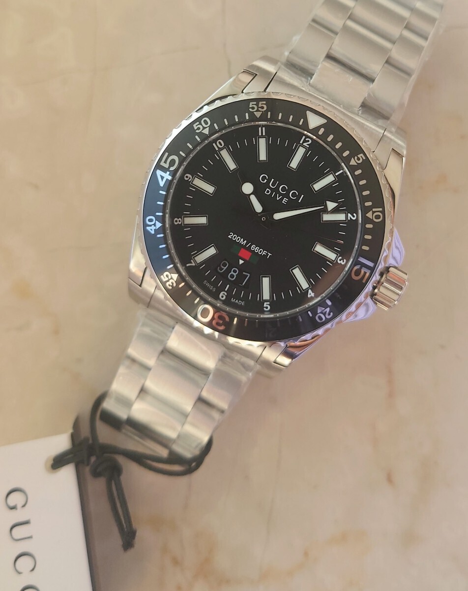 新品未使用 グッチ GUCCI ダイブ ブラック メンズ 腕時計 YA136301 