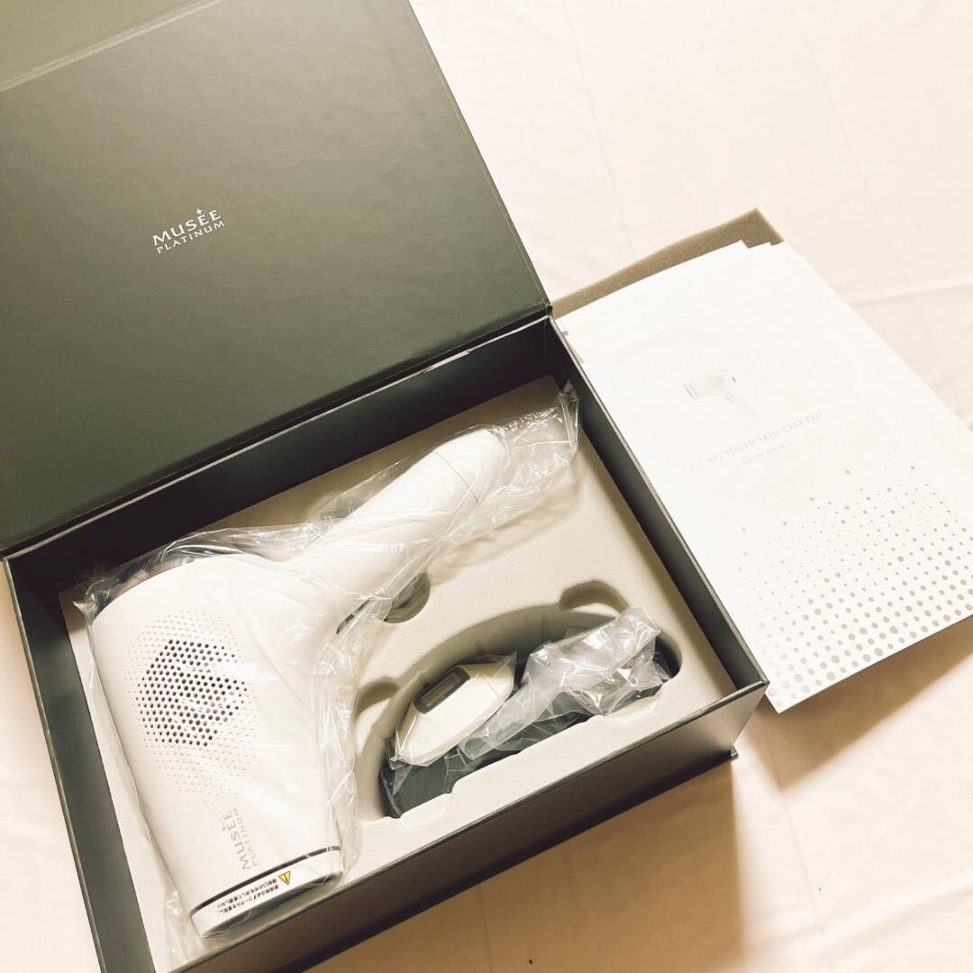 MUSEE PLATINUM S.S.C. EPI PHOTO SKIN CARE PRO 家庭用光美容器 MUSEE PLATINUM S.S.C. EPI PHOTO SKIN CARE PRO 家庭用光美容器