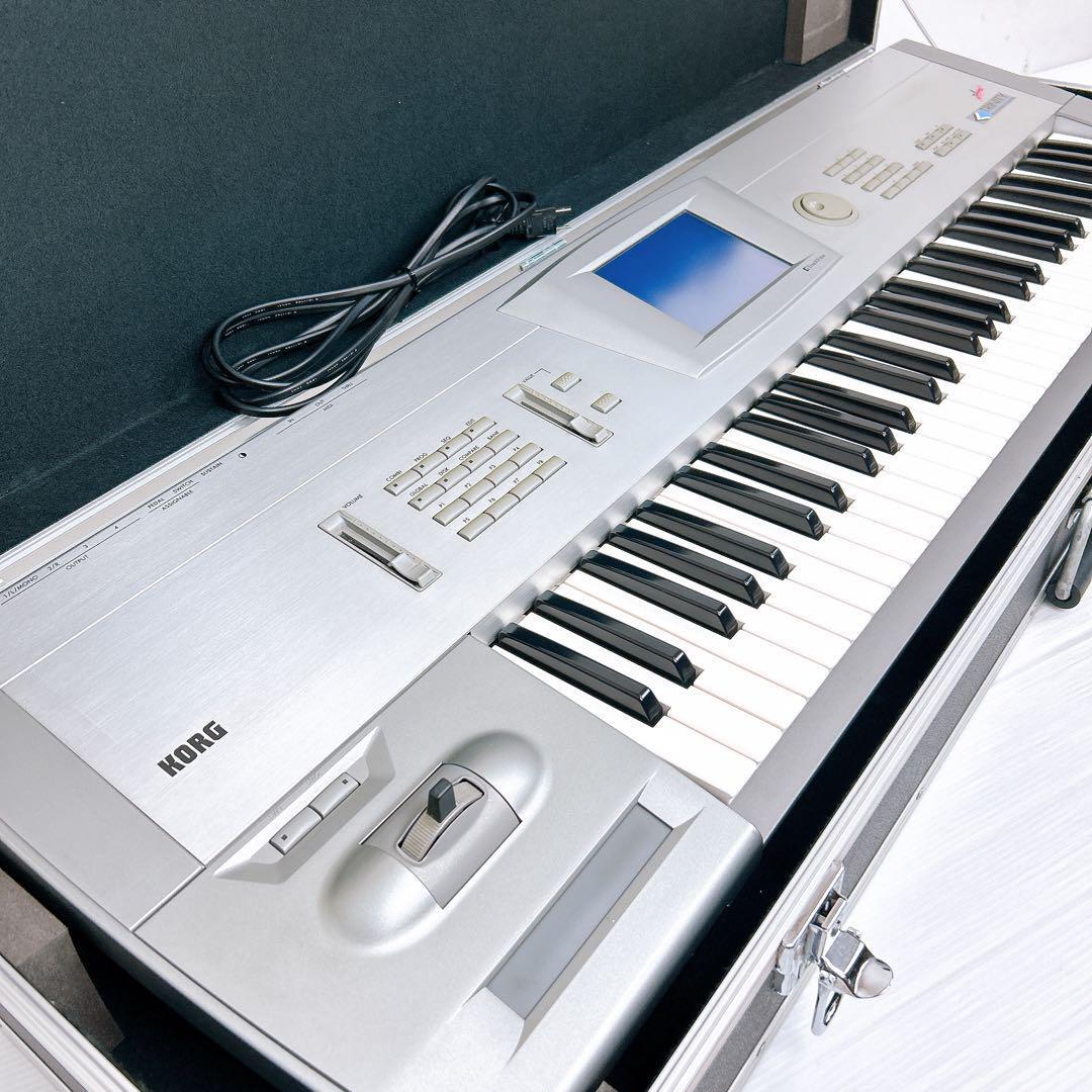 KORG TRITON シンセサイザー 61鍵 ハードケース付 KORG TRITON シンセサイザー 61鍵ハードケース付