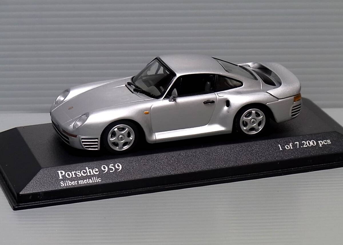 1/43　ミニチャンプス　Minichamps ポルシェ　Porsche　959　1987年　シルバー
