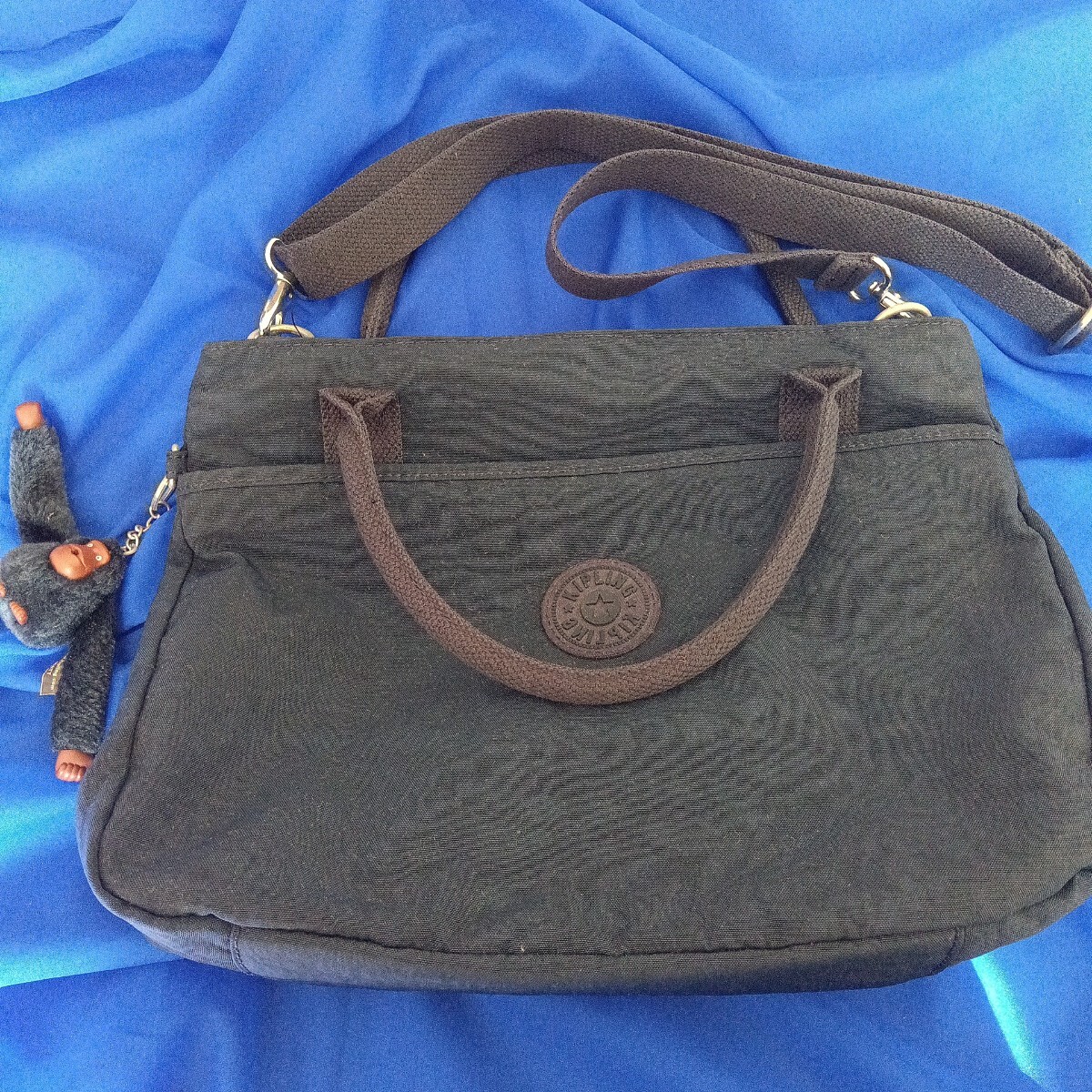 KIPLING　2 way バッグ 紺色　中古