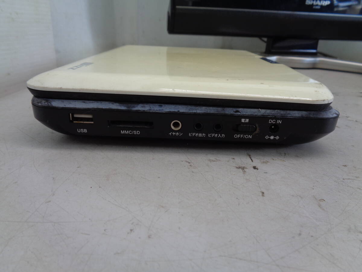 C1729　Wizz　ポータブルDVDプレーヤー　DV-P10J