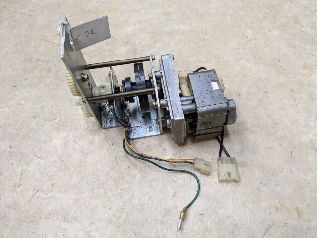 ★☆★全自動麻雀卓専用パーツ（雀夢　雀豪）中古フタ開閉モーターASSY★☆★
